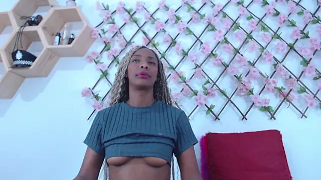 tiffany gomez9 online show from 03/12/26, 03:56