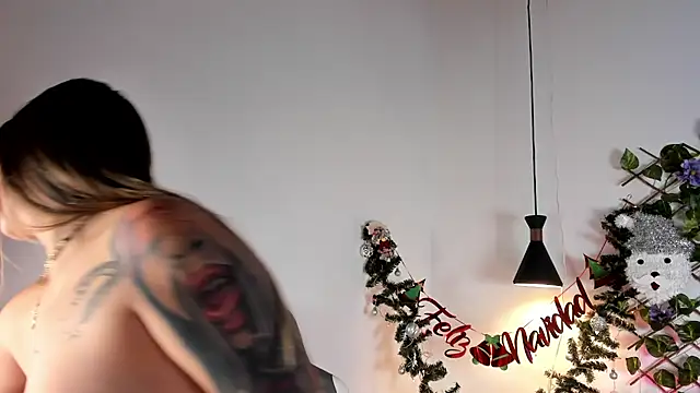 Snapshot of kaia_cooper4 chatting on 12/09/24, 01:55 kaia cooper4 online show from 12/09/24, 01:55