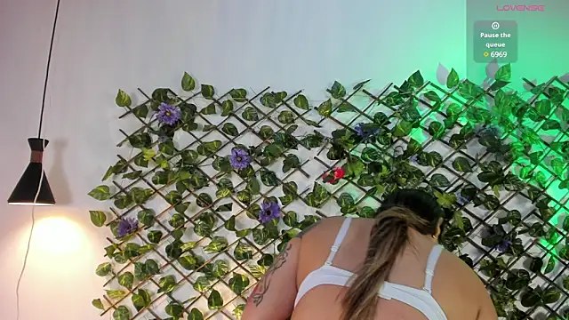 Snapshot of kaia_cooper4 chatting on 01/05/25, 02:30 kaia cooper4 online show from 01/05/25, 02:30