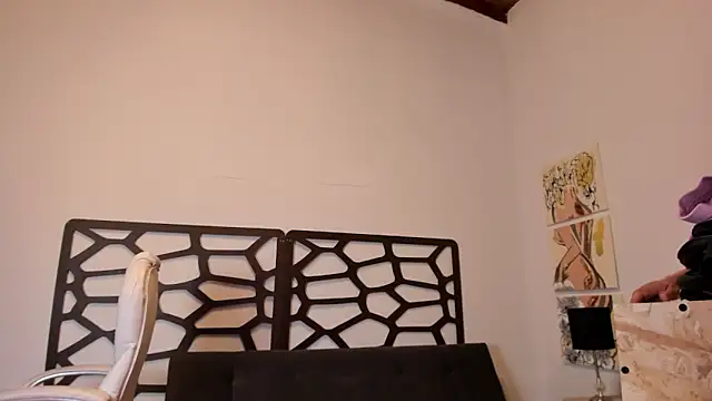 Snapshot of kaia_cooper4 chatting on 02/06/25, 07:29 kaia cooper4 online show from 02/06/25, 07:29