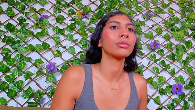 Snapshot of taty_miller chatting on 02/15/26, 07:21 taty miller online show from 02/15/26, 07:21