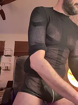 tomz0819 online show from 03/15/25, 06:43