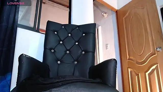 Snapshot of ren_stipee chatting on 03/08/25, 03:17 ren stipee online show from 03/08/25, 03:17