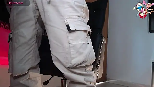 Snapshot of ren_stipee chatting on 09/08/25, 09:58 ren stipee online show from 09/08/25, 09:58