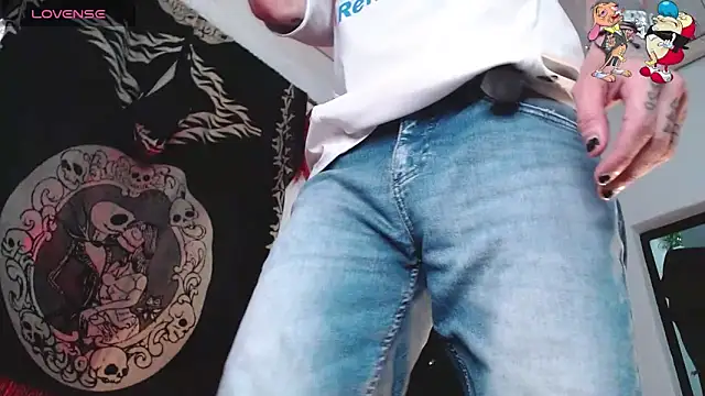 Snapshot of ren_stipee chatting on 09/24/25, 10:35 ren stipee online show from 09/24/25, 10:35