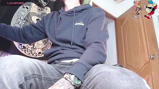 Snapshot of ren_stipee chatting on 10/11/25, 12:21 ren stipee online show from 10/11/25, 12:21