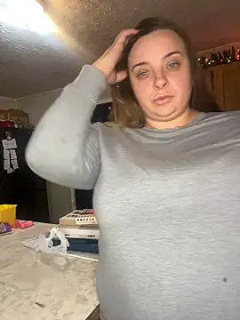 Snapshot of lairarose chatting on 12/09/24, 03:29 lairarose online show from 12/09/24, 03:29