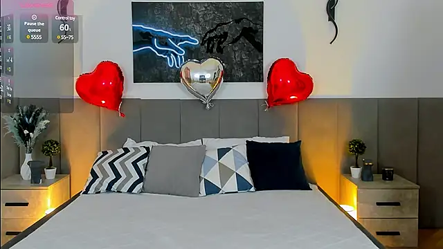 MiaBecky online show from 02/12/25, 05:26