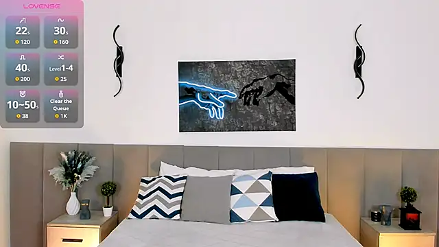 MiaBecky online show from 11/27/25, 05:20