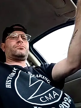 crazycam619 online show from 11/26/25, 12:22