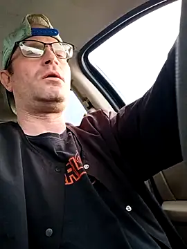 crazycam619 online show from 04/13/26, 01:33