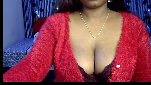 Snapshot of Radhika_Singhaniya chatting on 02/06/25, 09:43 Radhika Singhaniya online show from 02/06/25, 09:43