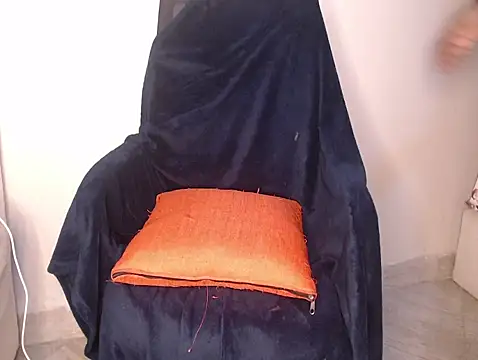 Mamii water online show from 02/13/25, 07:03