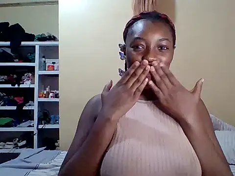 Zara Twilight online show from 12/03/25, 12:07