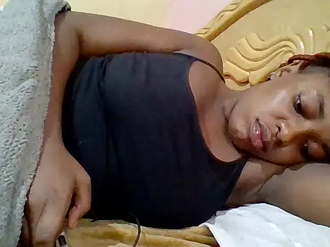 Zara Twilight online show from 12/16/25, 01:27