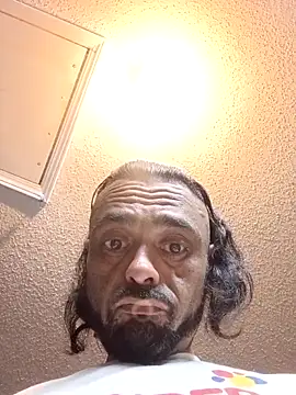 C8L3U online show from 04/15/26, 07:37