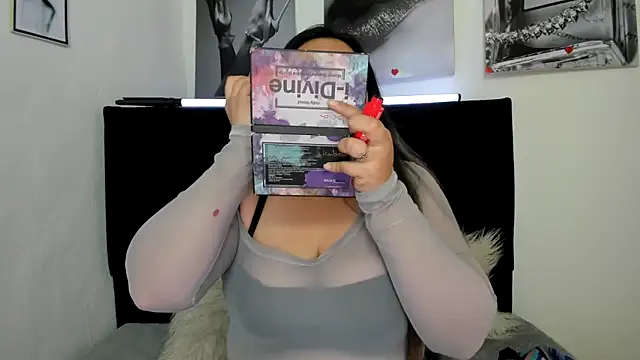 LinaBrowm online show from 03/30/26, 07:37