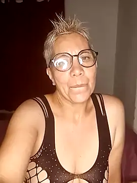 Snapshot of luz_bella chatting on 01/11/25, 02:52 luz bella online show from 01/11/25, 02:52