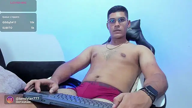 Iamdylan777 online show from 02/02/25, 09:51