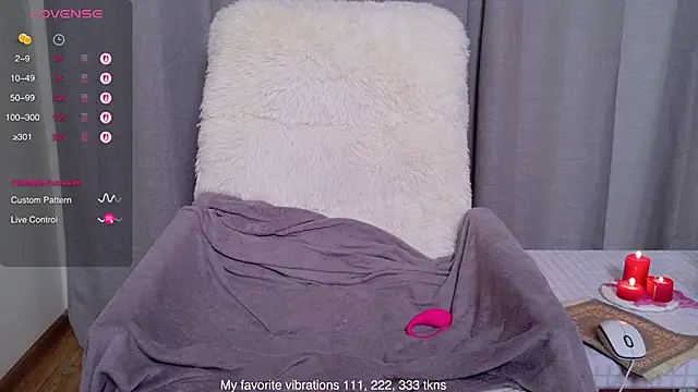 Hot Thumbelina online show from 12/15/25, 12:26