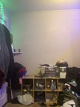 sum1betterthanmost online show from 12/02/25, 12:38