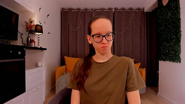 BettyBrowni online show from 02/10/25, 04:14