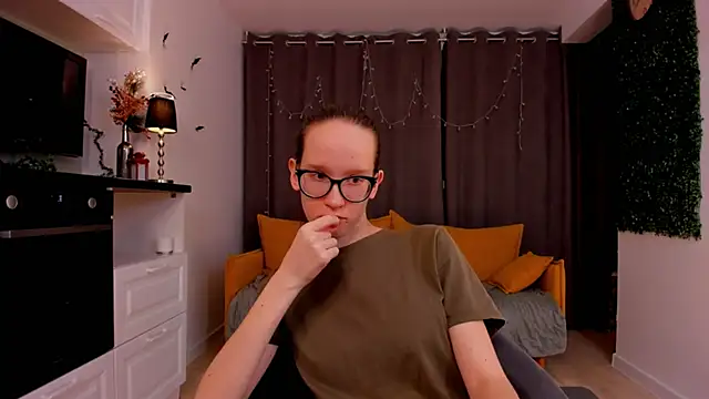 BettyBrowni online show from 02/11/25, 01:20