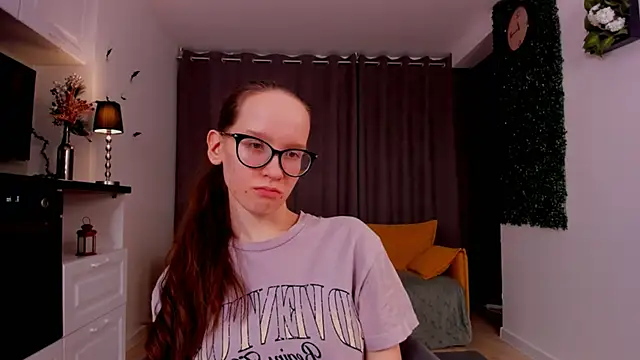 BettyBrowni online show from 03/04/25, 10:16