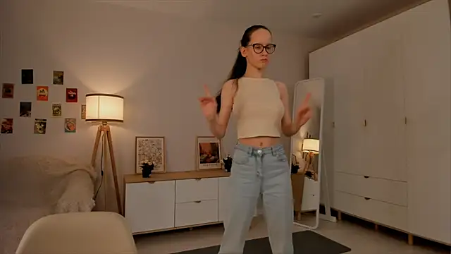 BettyBrowni online show from 03/16/25, 10:20