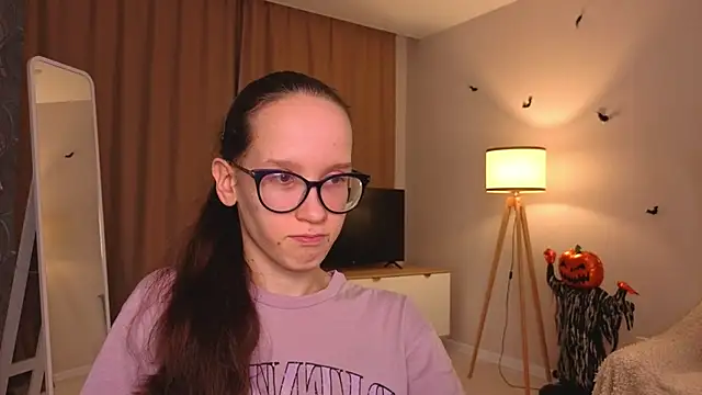 BettyBrowni online show from 11/24/25, 04:07