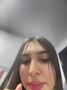 Snapshot of Paola__23 chatting on 02/26/25, 10:09 Paola 23 online show from 02/26/25, 10:09