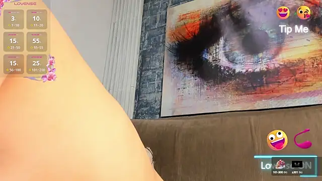 Snapshot of Paola__23 chatting on 03/14/25, 03:47 Paola 23 online show from 03/14/25, 03:47