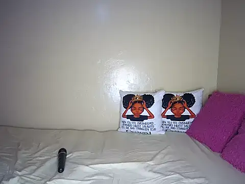 Snapshot of Sparkles_J chatting on 01/25/25, 08:00 Sparkles J online show from 01/25/25, 08:00