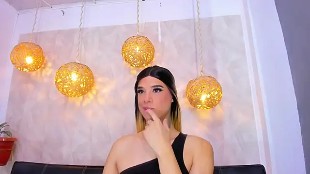 victoria aleia  online show from 01/20/25, 09:01