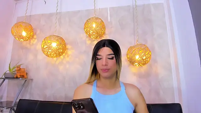 victoria aleia  online show from 01/27/25, 08:49