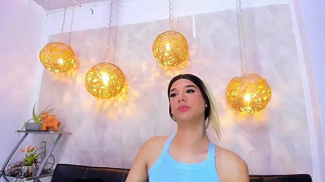 victoria aleia  online show from 02/28/25, 08:28