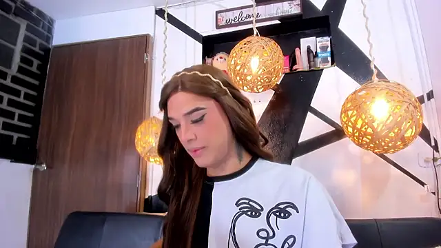 victoria aleia  online show from 01/17/26, 11:41