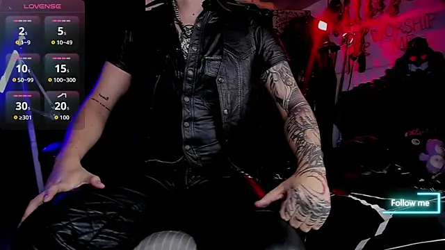 Snapshot of allanhurtss chatting on 11/05/25, 05:46 allanhurtss online show from 11/05/25, 05:46