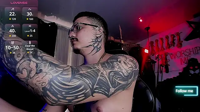 Snapshot of allanhurtss chatting on 11/09/25, 04:38 allanhurtss online show from 11/09/25, 04:38