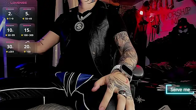 Snapshot of allanhurtss chatting on 11/21/25, 05:11 allanhurtss online show from 11/21/25, 05:11