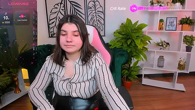 Viola  Shy online show from 02/11/25, 12:38