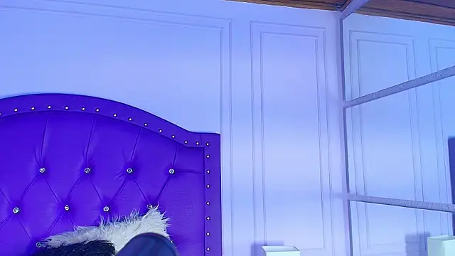 sarah banks1 online show from 07/07/26, 11:14