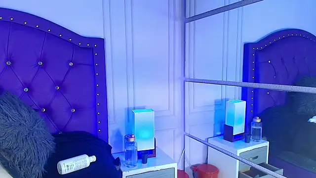 sarah banks1 online show from 07/09/26, 11:03