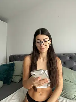 Snapshot of Wildberry_ chatting on 02/08/26, 08:51 Wildberry online show from 02/08/26, 08:51