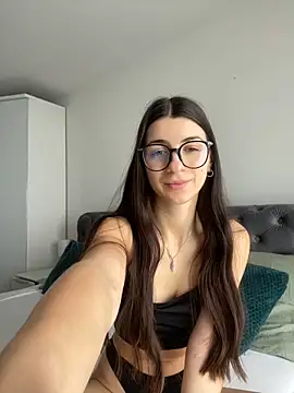 Wildberry  online show from 04/05/26, 07:49