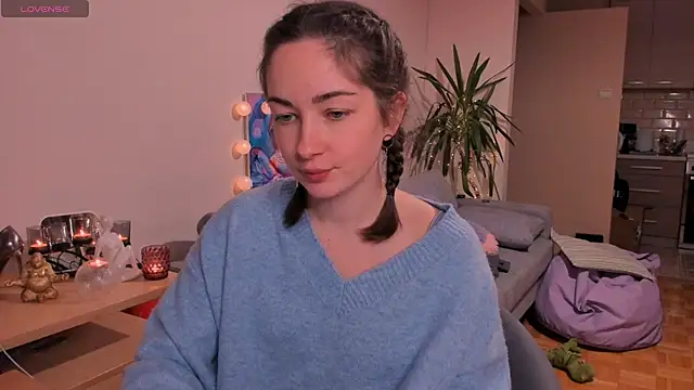 cClandesTina online show from 12/12/24, 08:32