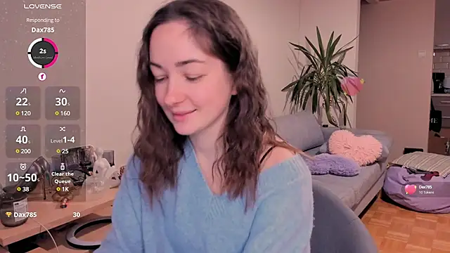 cClandesTina online show from 12/13/24, 02:38