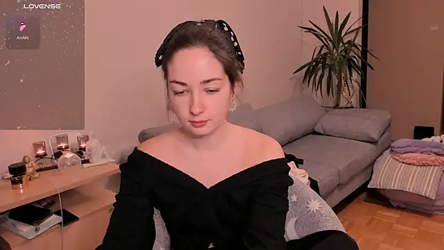 cClandesTina online show from 12/21/24, 03:42