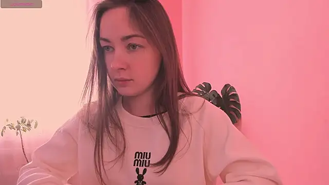 cClandesTina online show from 03/18/25, 10:14