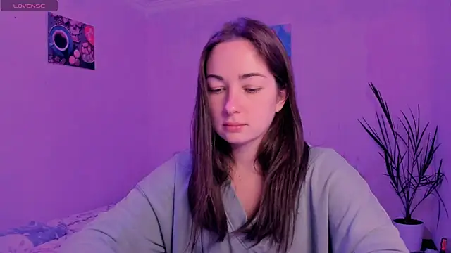 cClandesTina online show from 10/10/25, 07:46